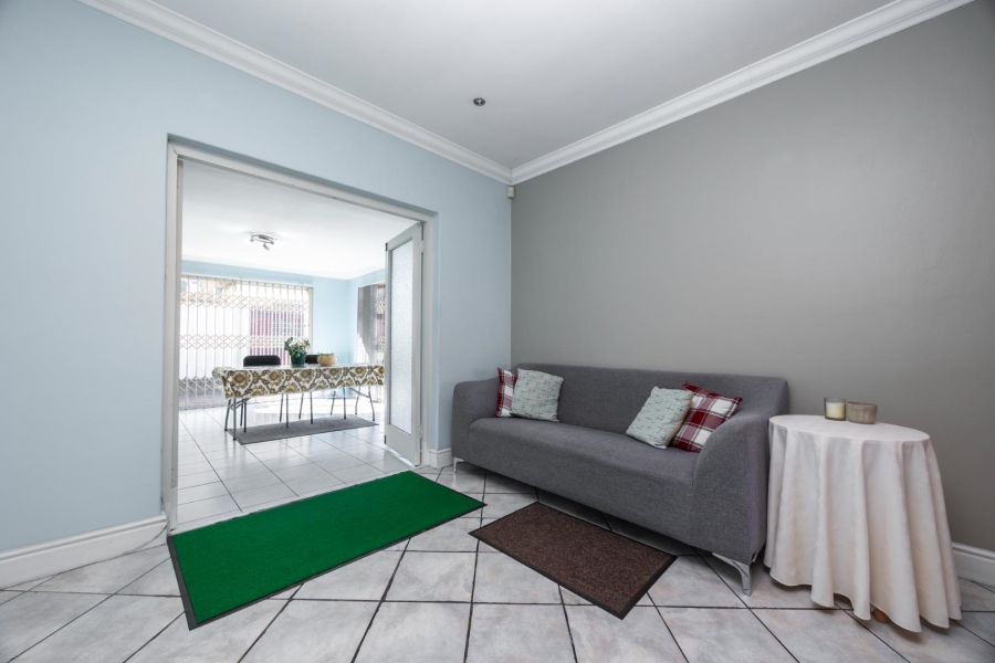 3 Bedroom Property for Sale in Panorama Western Cape